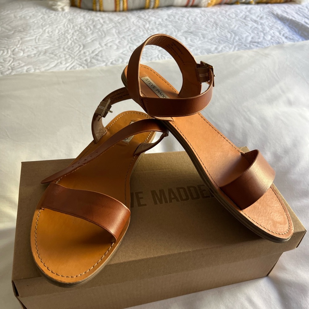 Steve Madden sandals